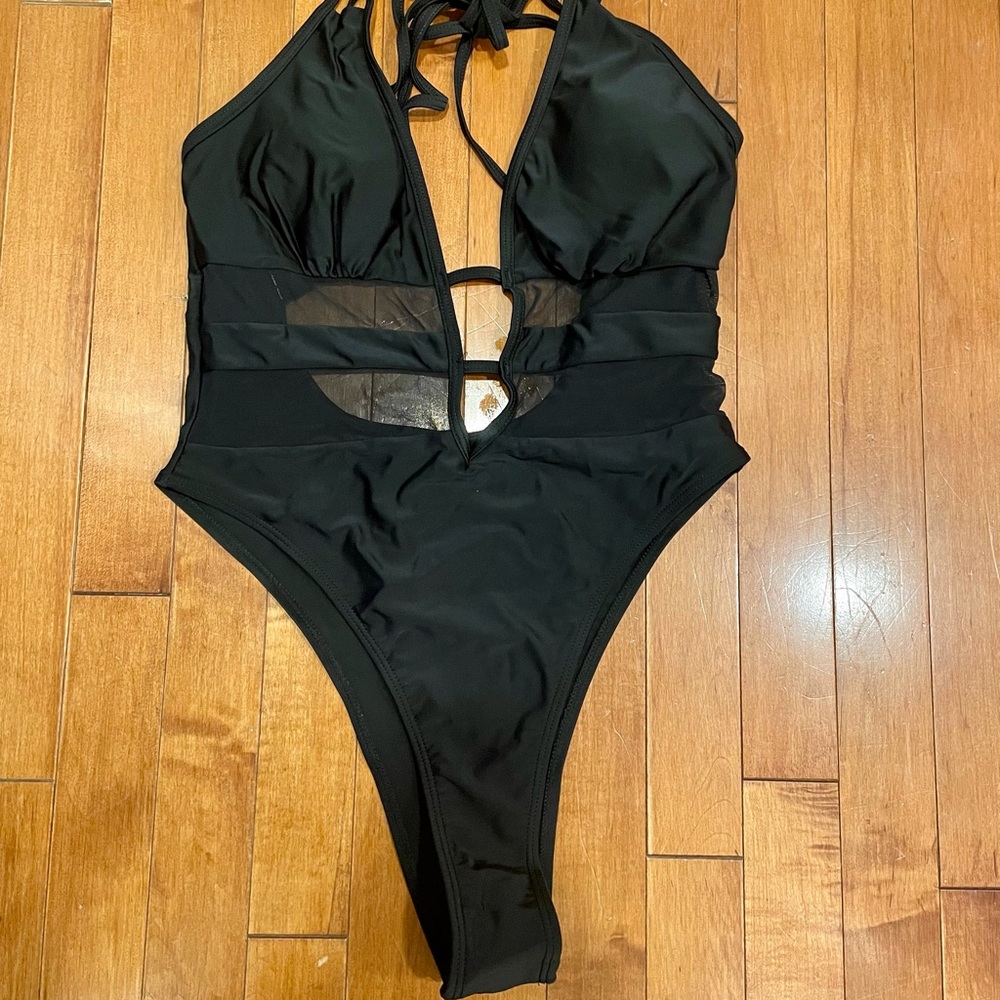 NWOT Shein Swimsuit